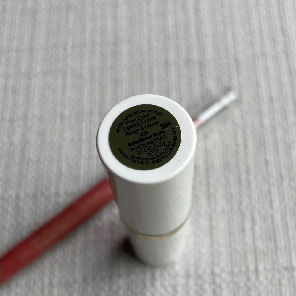 Estée Lauder pure color lipstick crème and lip liner bundle